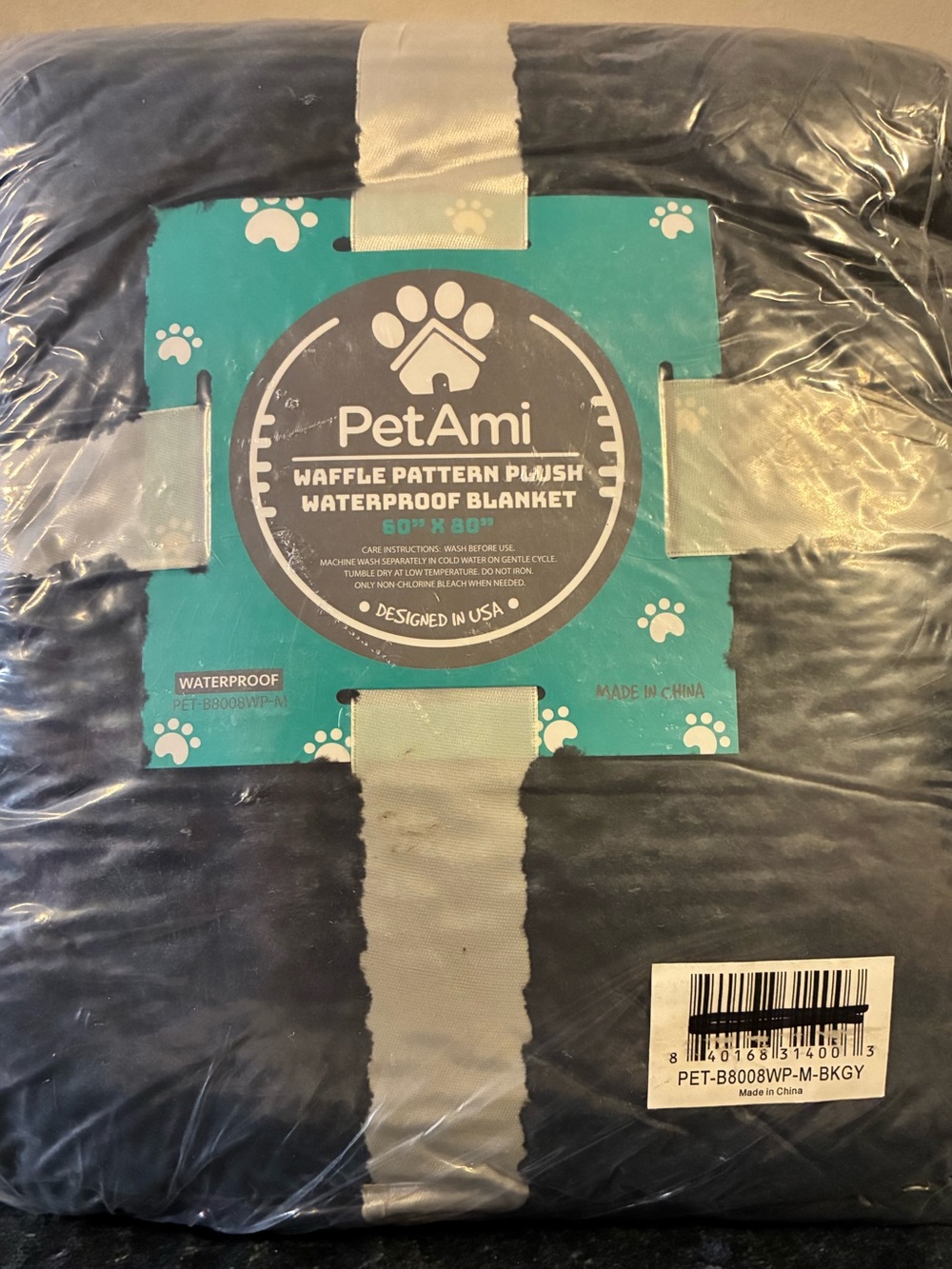 Waterproof Waffle Pattern Plush Blanket - Black